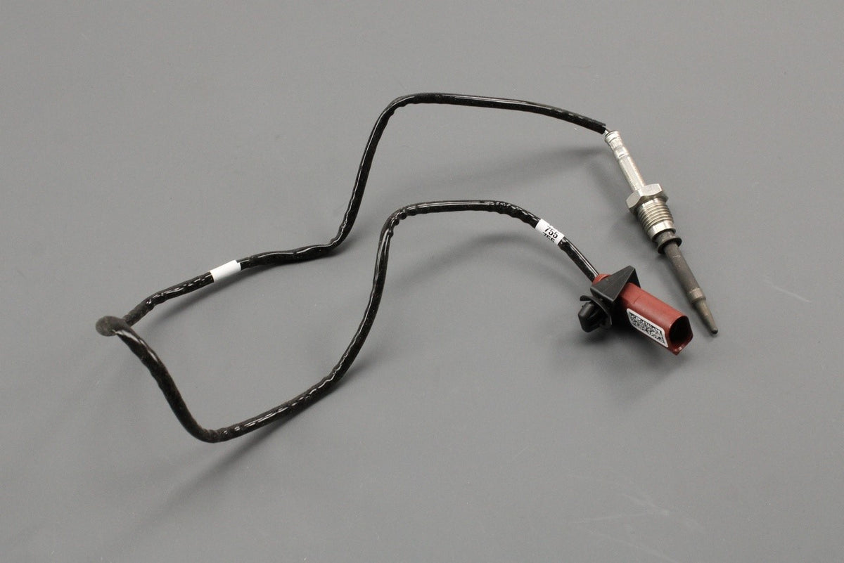 VW Transporter T6.1 exhaust gas temperature senor (2.0 TDI) 04L906088KQ, view 1