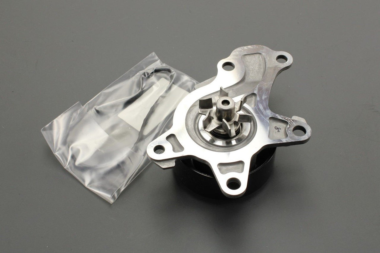 Toyota Aygo 2014-on Yaris 2014-on coolant water pump 16100-09780