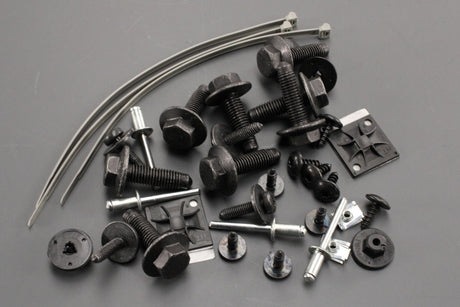 VW Golf MK8 2020-on front bumper fixings screw kit 5H0898623