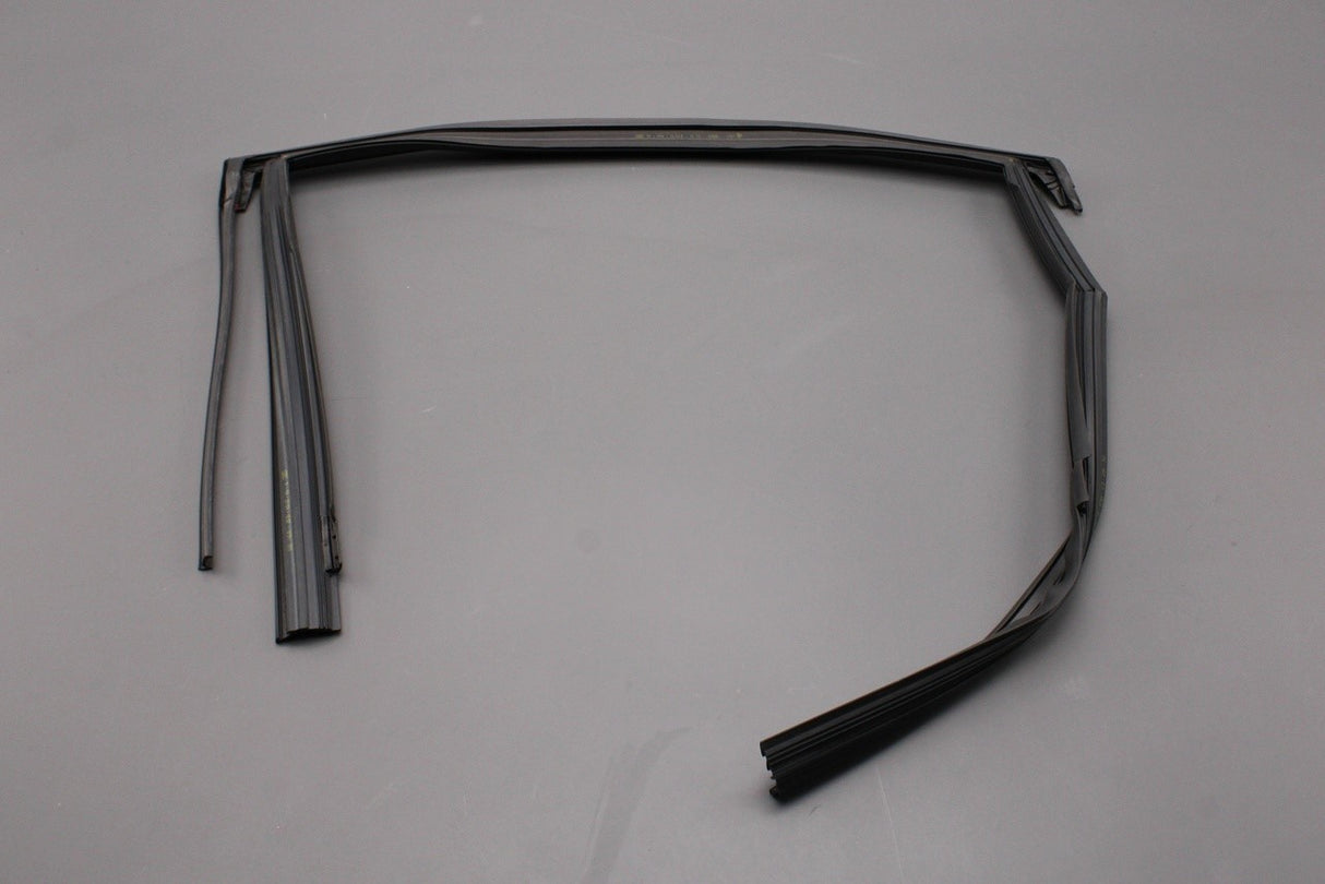 Audi Q7 2016-on door window guide seal (rear right) 4M0839432B