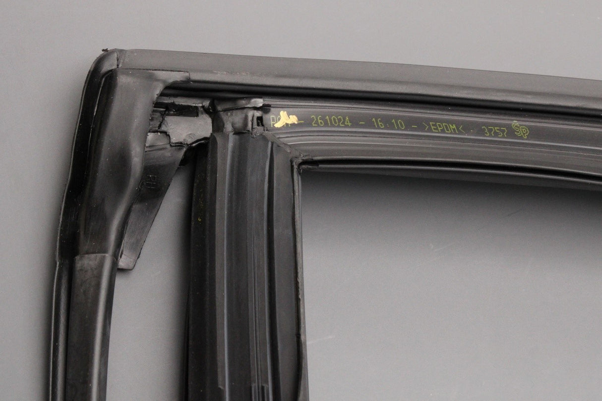 Audi Q7 2016-on door window guide seal (rear right) 4M0839432B