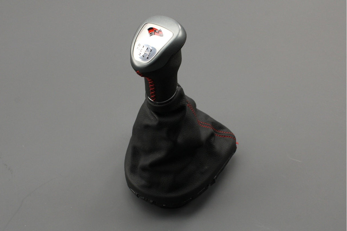 SEAT Leon Cupra R 1P 2006-2012 manual gear knob and boot 1P0711113H WNB