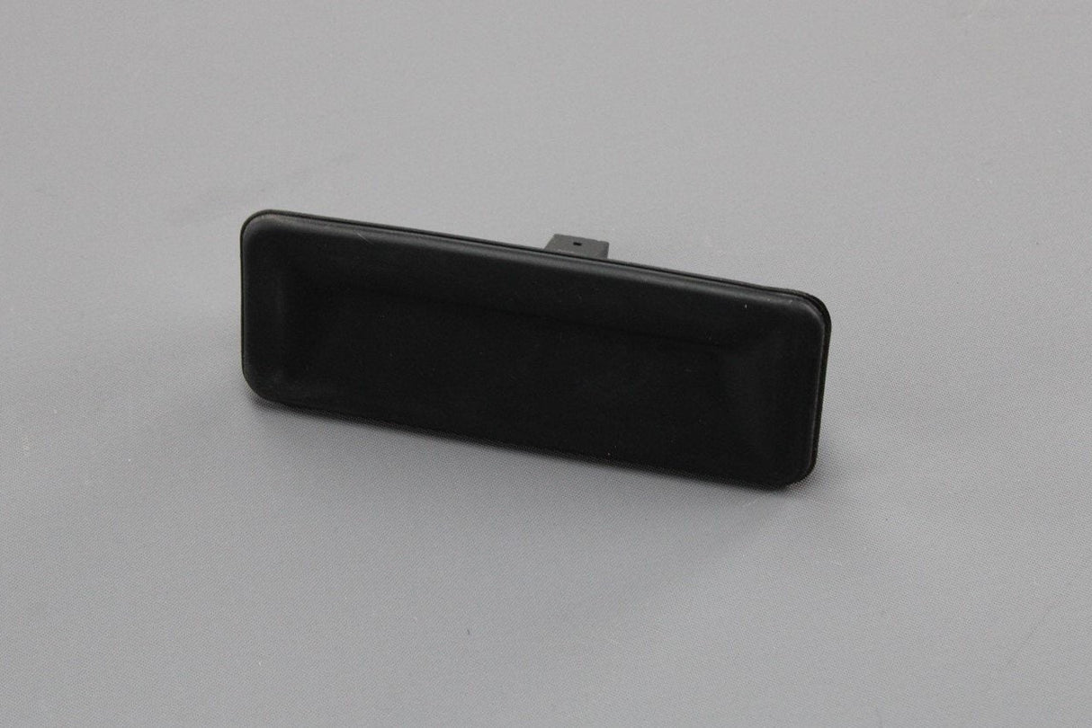 Skoda Octavia 1Z 2004-13 rear boot lid exterior handle switch 1Z0827574C