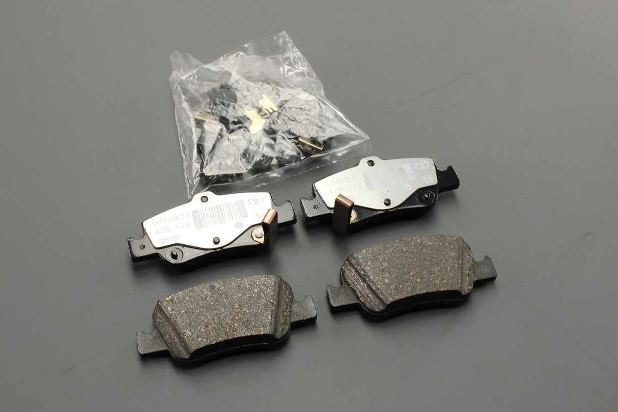 Toyota Auris 12-18 Corolla 13-19 brake pads set (rear) 04466-02292