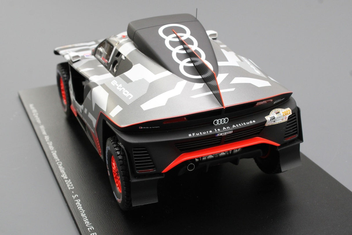 Audi collection RS Q e-tron dessert challenge model car 5022200151