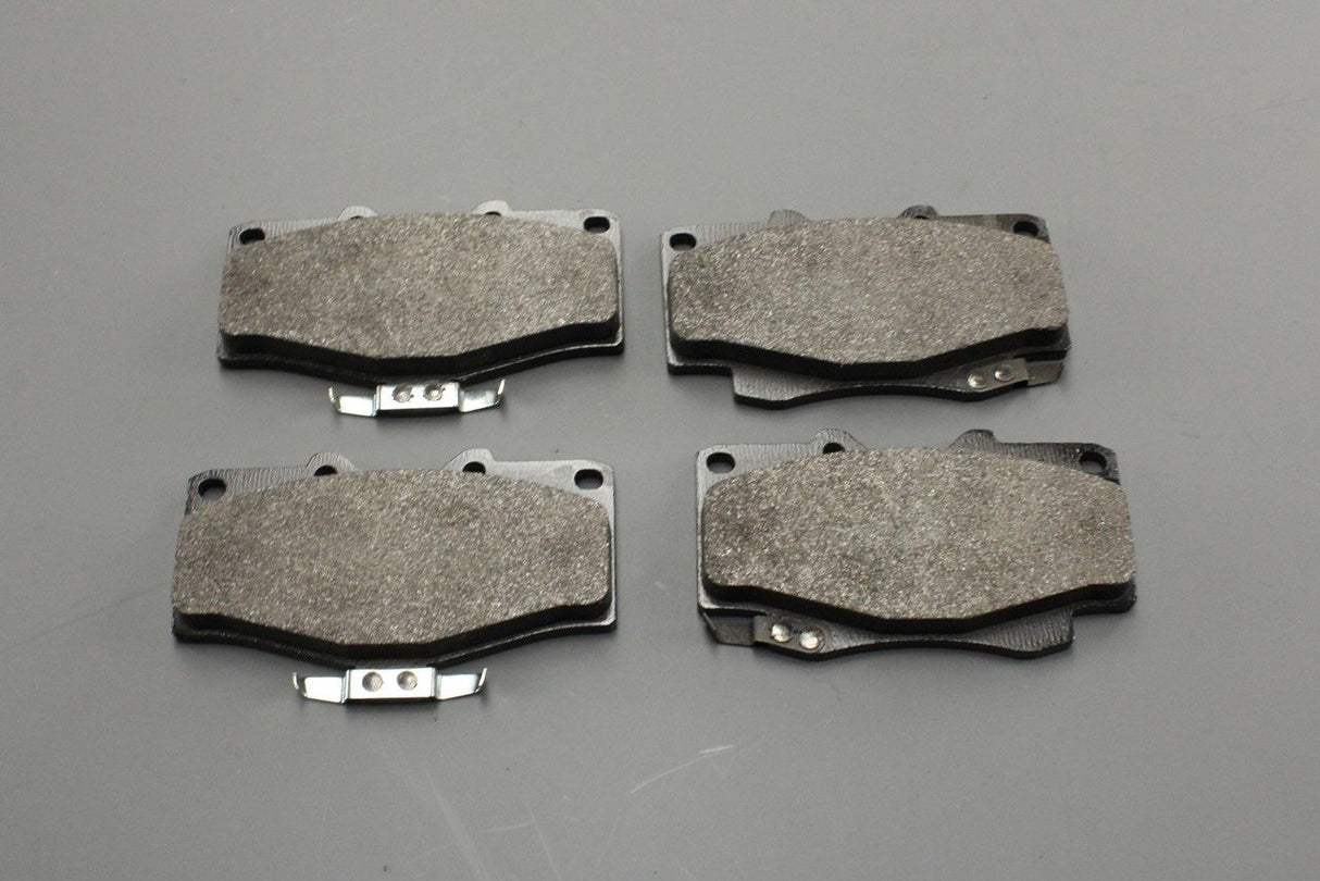 Toyota Hilux 1988-97 Land Cruiser 90 brake pads set (front) 04465-YZZDH