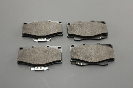 Toyota Hilux 1988-97 Land Cruiser 90 brake pads set (front) 04465-YZZDH