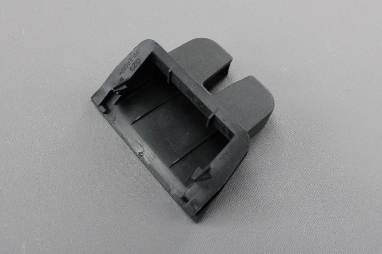 SEAT Leon ST estate 5F 13-20 boot-lid lock cover (black) 5F9827520A VS9