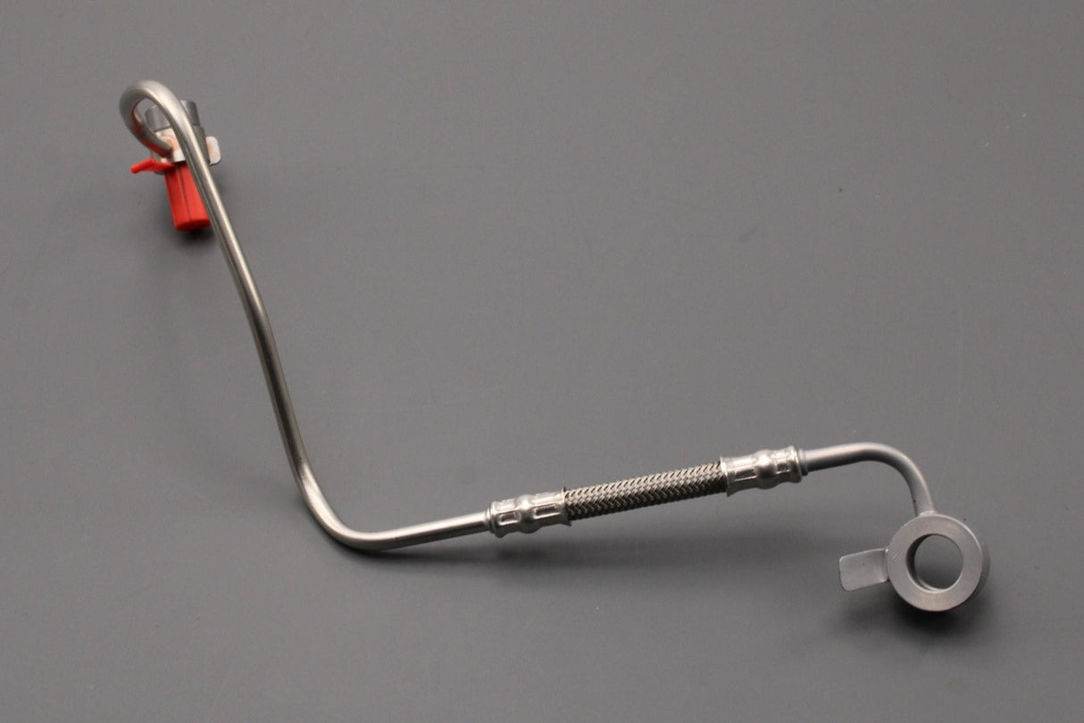 Land Rover Range Rover Evoque 2.2 CR DI turbo oil feed pipe LR045473