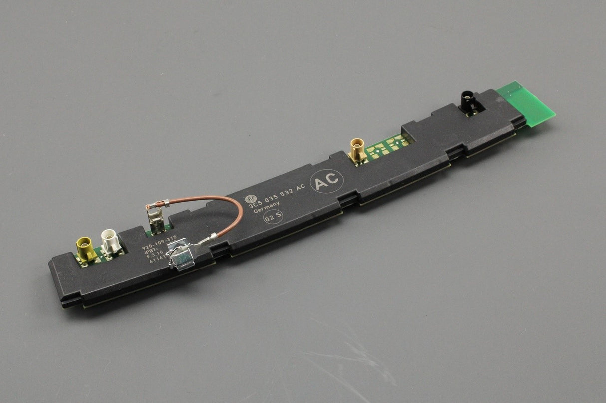 VW Passat Saloon B6 2008-11 B7 2011-15 aerial module 3C5035532AC