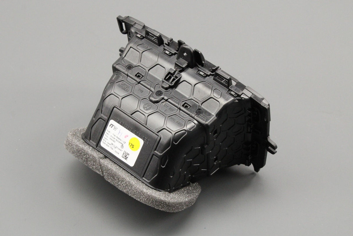 VW Golf MK8 20-on Caddy centre console air vent (rear) 5H0819203 9B9