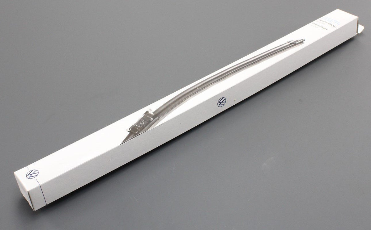 VW Golf MK7 MK7.5 13-20 windscreen wiper blades set (front) 5G2998002, view 1
