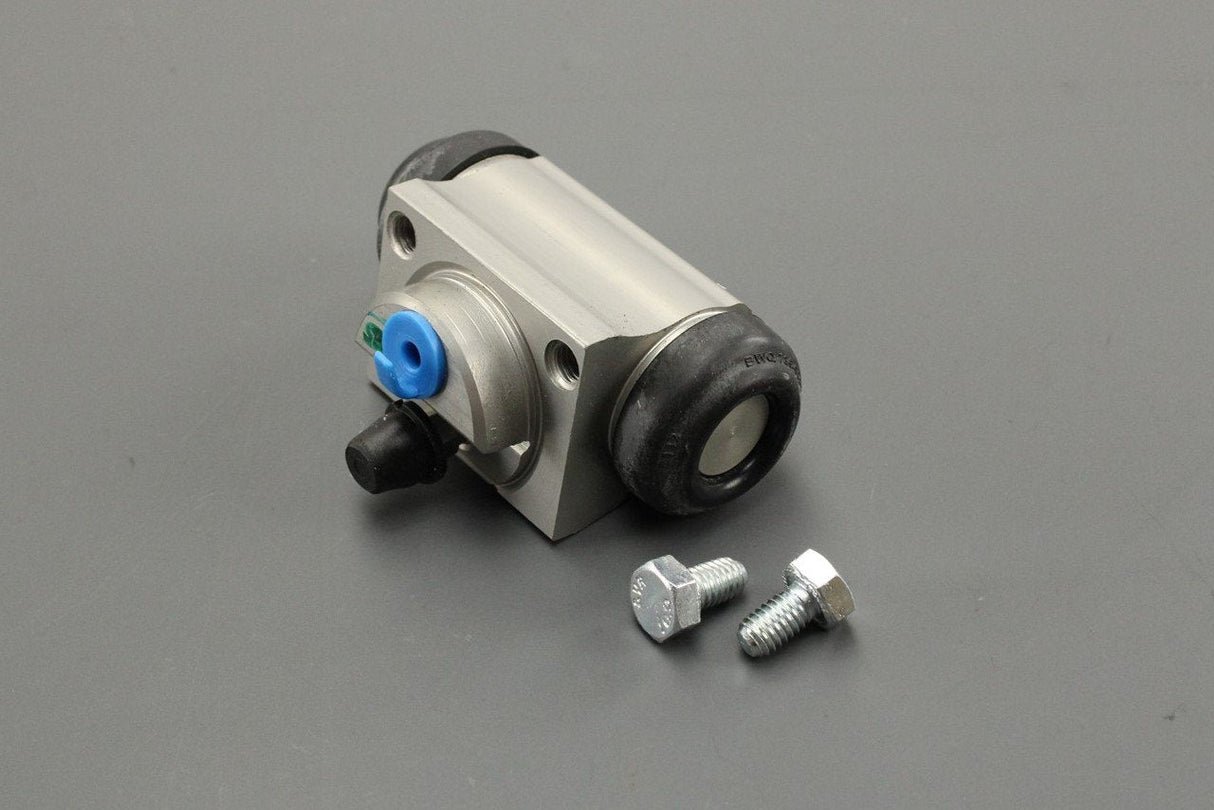 Toyota Yaris 2005-11 wheel brake cylinder 47550-09101