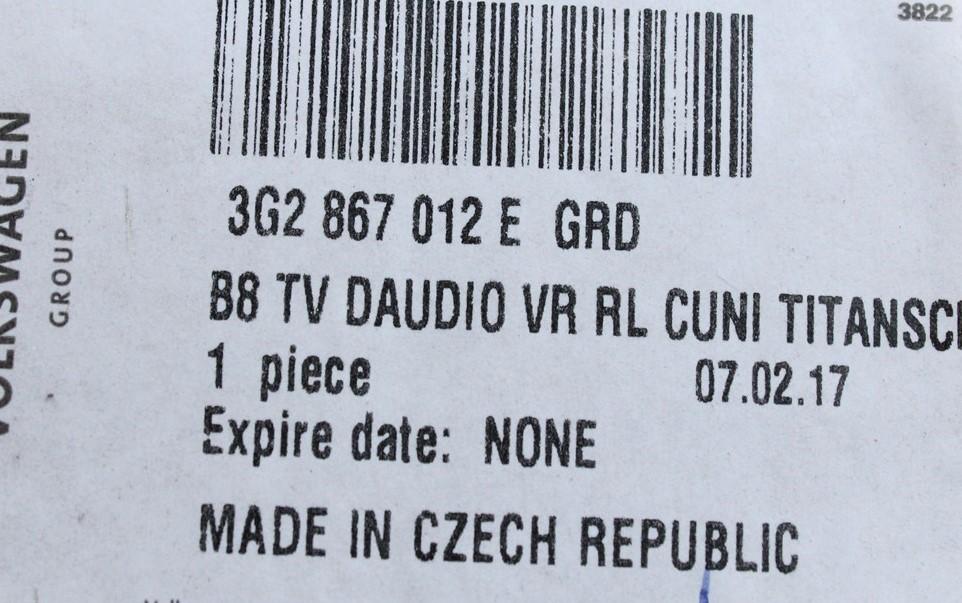 VW Passat B8 2015-21 right front door card trim panel RHD 3G2867012E GRD