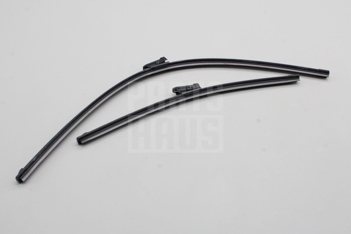 VW Multivan 2022-2024 RHD front windscreen wiper blades set 7T2998002