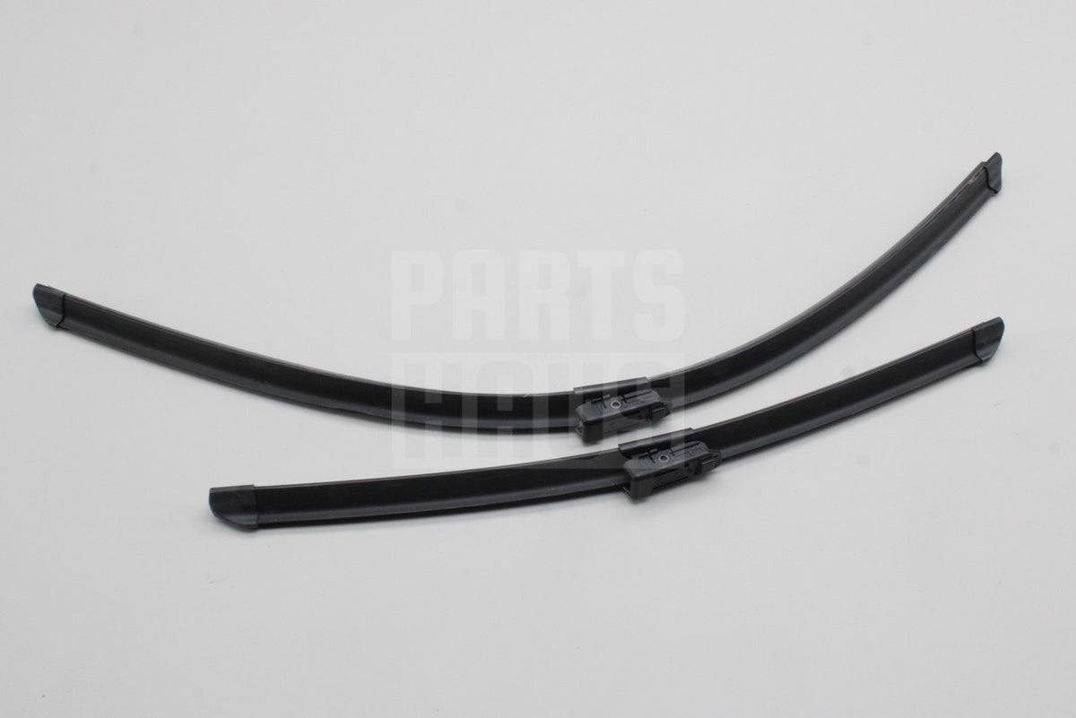 VW Multivan 2022-2024 RHD front windscreen wiper blades set 7T2998002