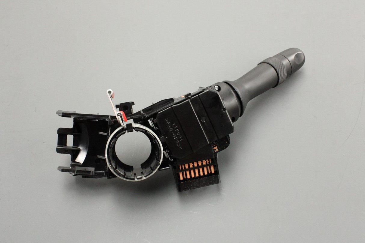 Toyota Yaris 2005-11 indicator stalk/headlight switch 84140-0D080