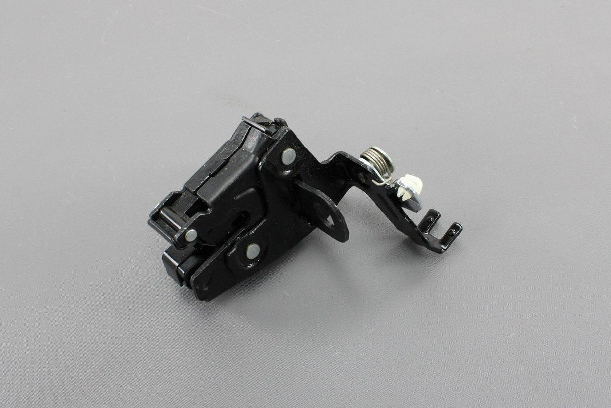 VW Transporter Crafter Caddy rear door lock (right upper) 7E0827162A 9B9