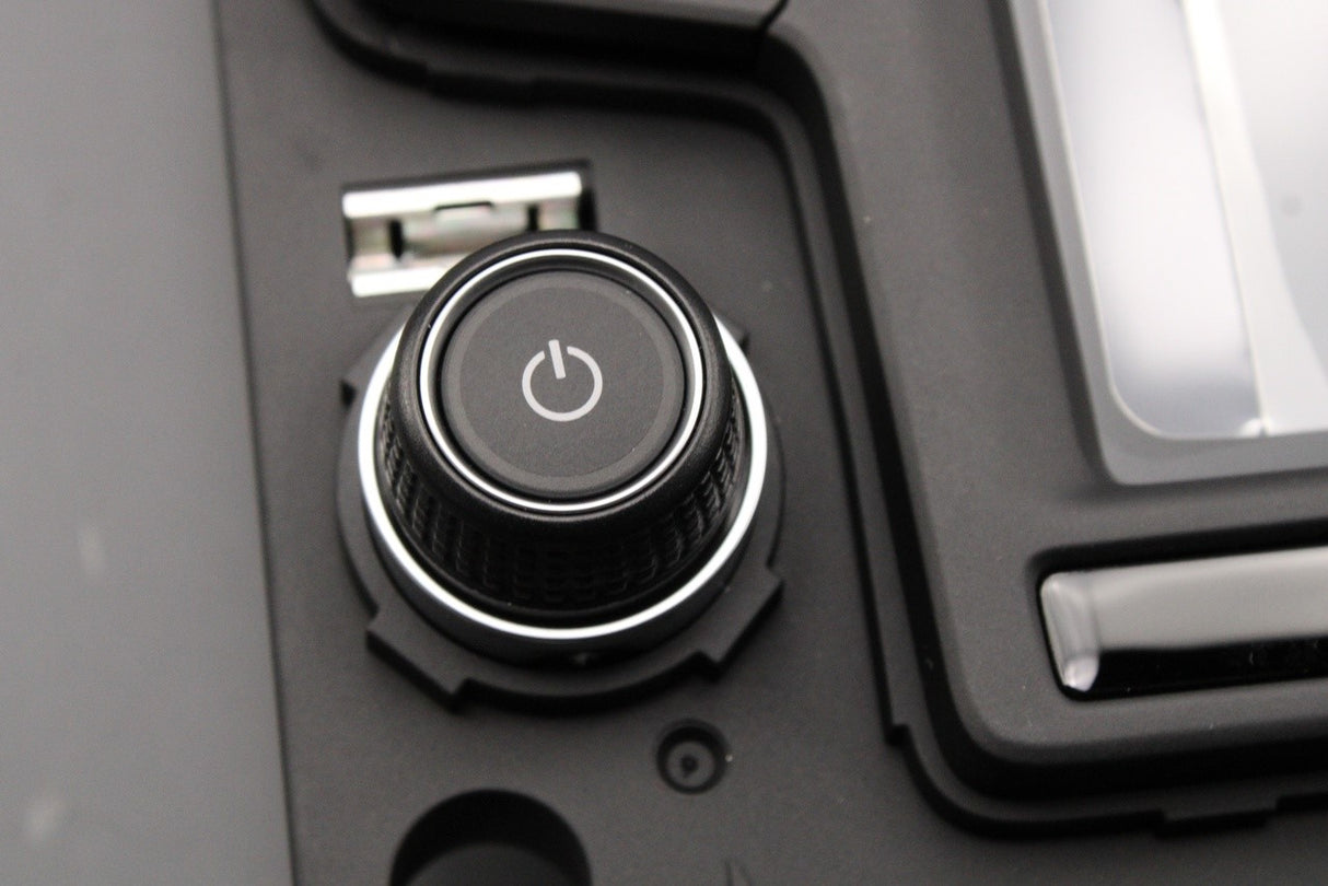 VW Golf MK7 Passat B8 Touran 2013-on head unit display 3G0919605