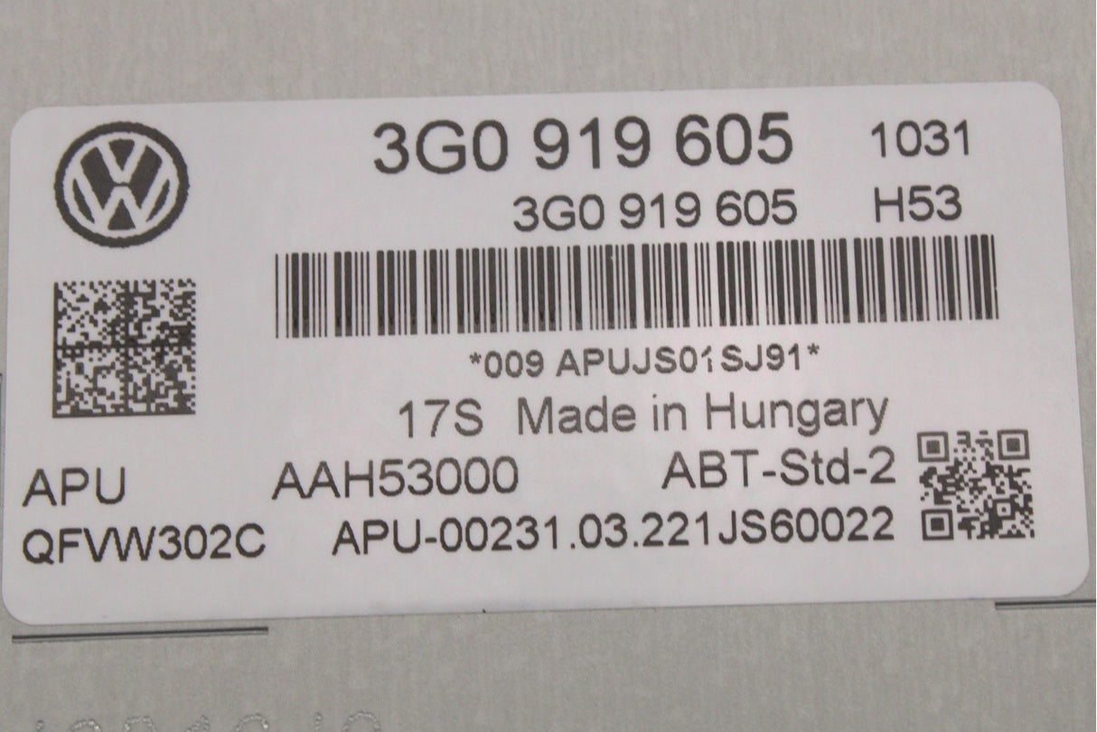 VW Golf MK7 Passat B8 Touran 2013-on head unit display 3G0919605