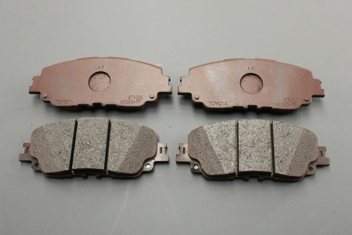 Toyota Prius 22-on Lexus UX200 UX250H brake pads set (front) 04465-76010, view 1