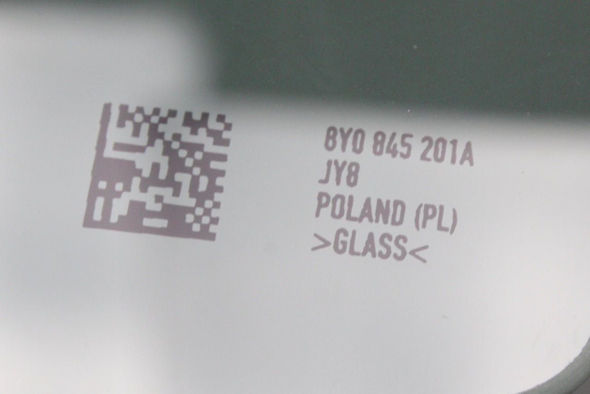 Audi A3 S3 8Y 2020-on front door side window (left) 8Y0845201A