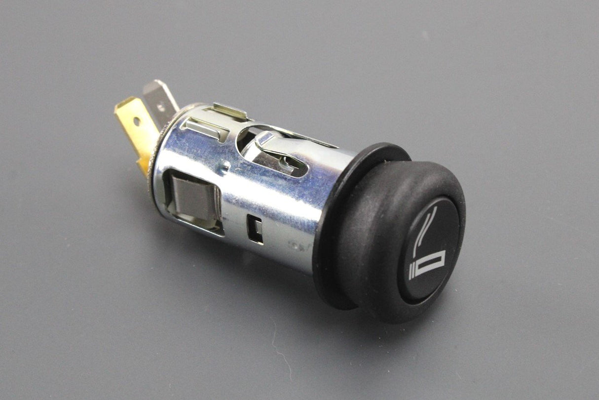 Audi A4 S4 B6/7 RS4 Cabriolet 03-09 12V cigarette lighter 8H0919305A 01C