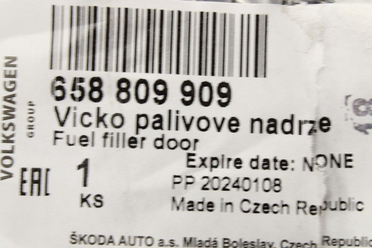 Skoda Kamiq Scala 2019-on fuel filler door (primed) 658809909