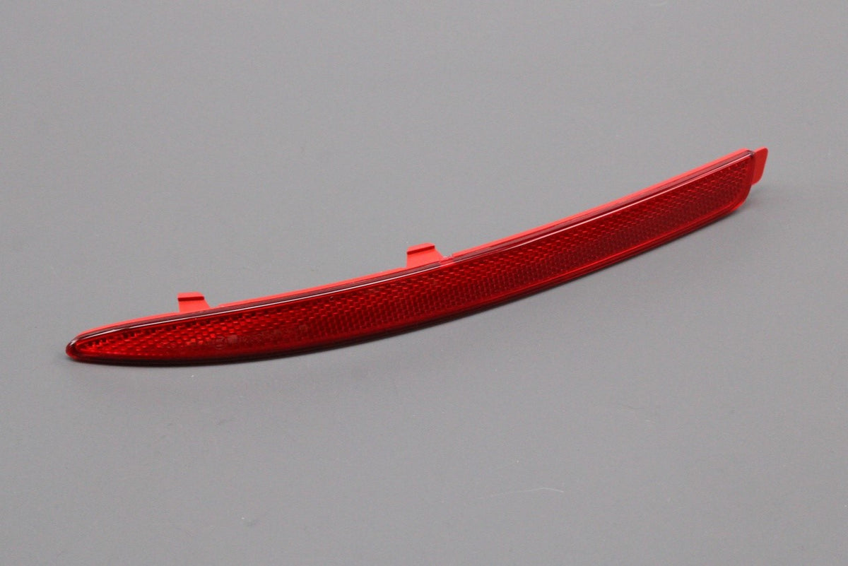 Skoda Octavia 2009-2013 bumper reflector (rear left) 1Z0945105A, view 1