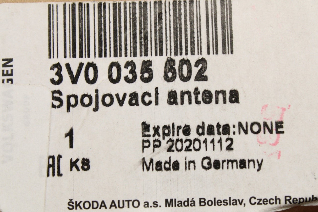 Skoda Karoq Kodiaq Octavia Superb 2014-on wireless charger 3V0035502