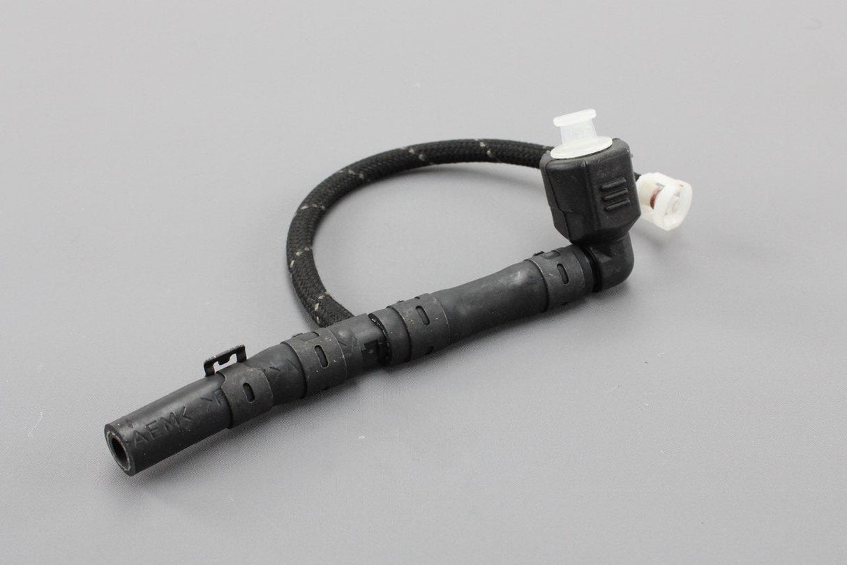 VW Golf MK4 R32 throttle body vacuum system connecting hose 1J0133366BK