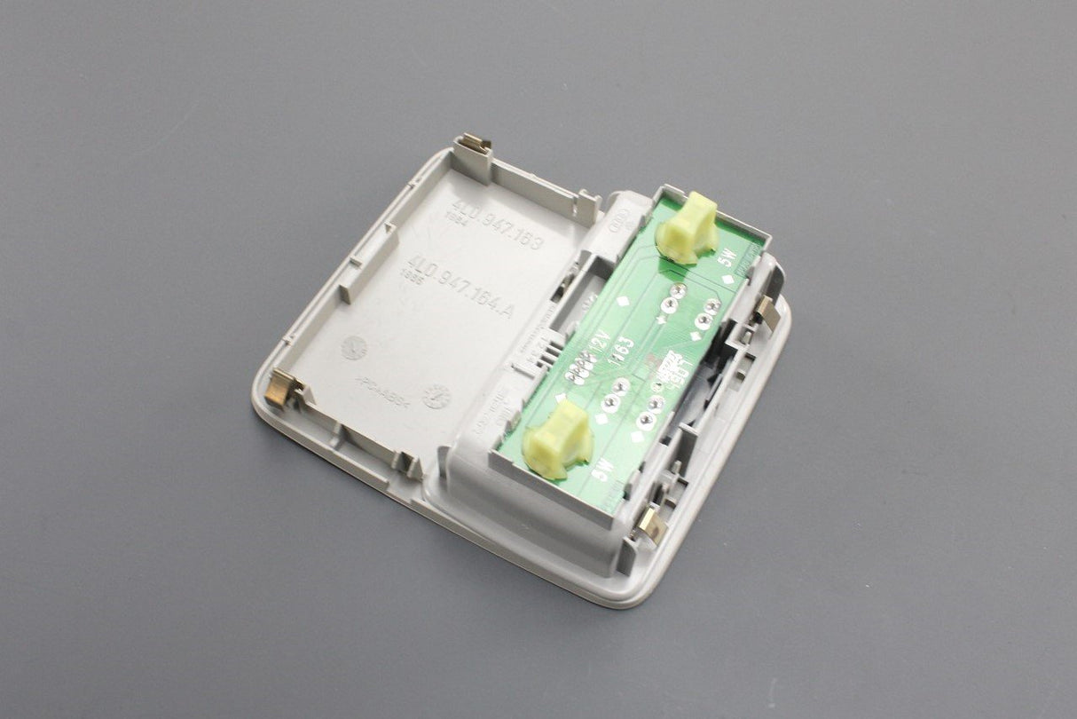 Audi Q7 4L 2007-15 rear interior light (panoramic roof) 4L0947164A 13U