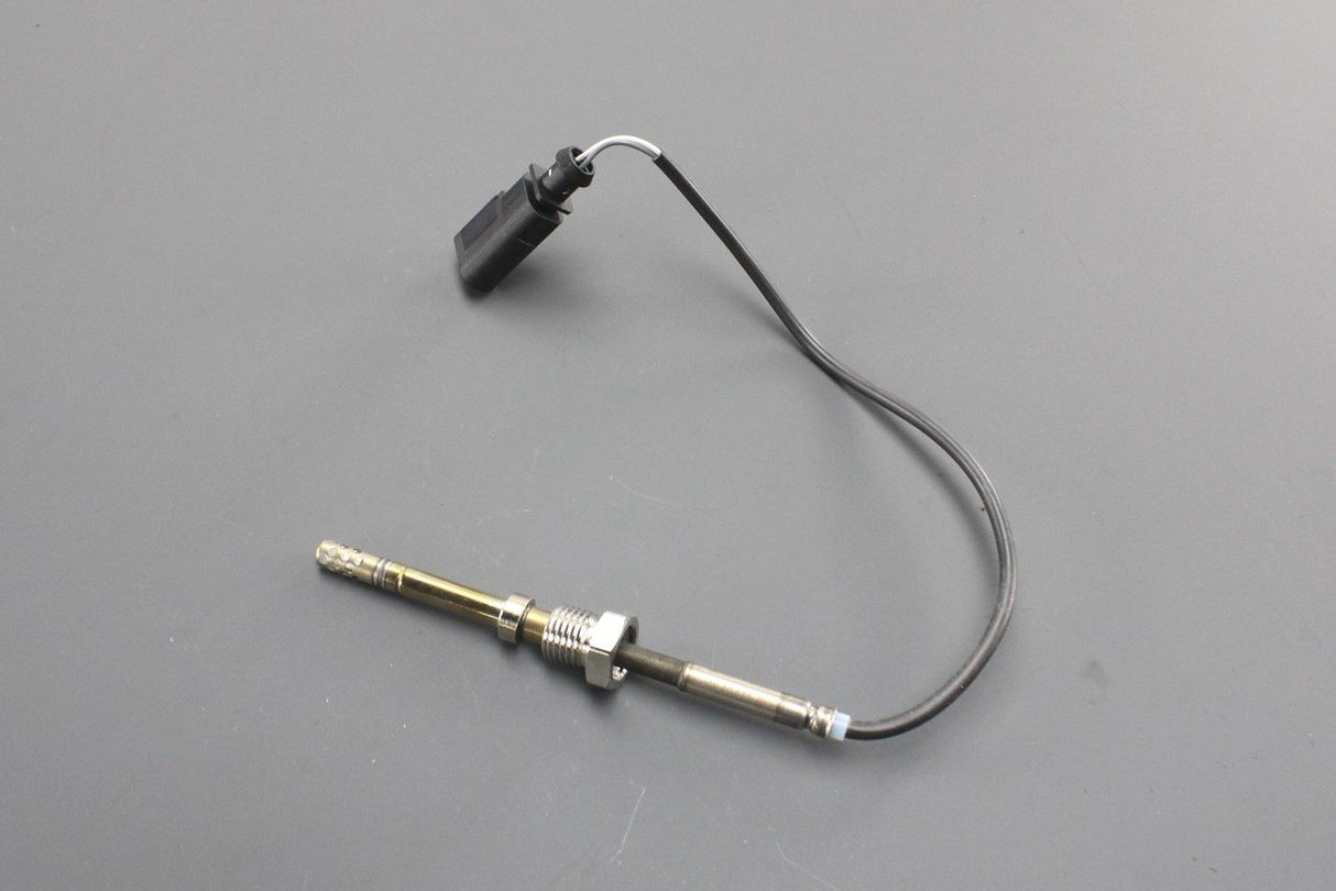 Audi A4 A5 Q5 pre-DPF exhaust gas temp sensor (2.0 TDI) 03L906088D