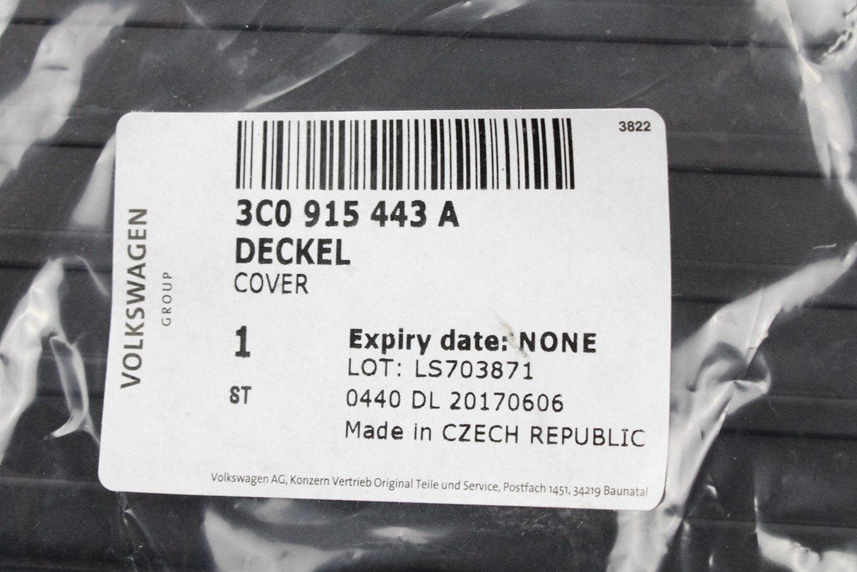 VW Audi Skoda SEAT engine bay battery cover trim Golf A3 3C0915443A