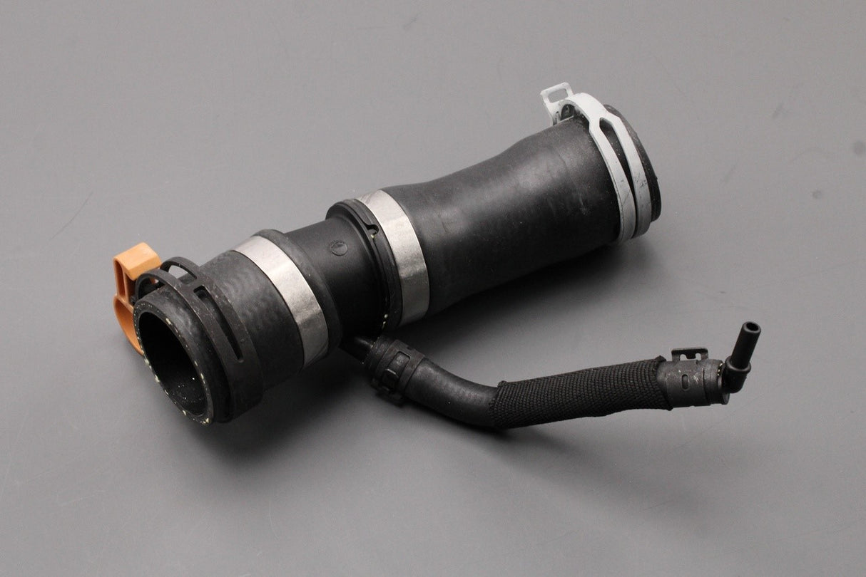 Land Rover 2010 on thermostat coolant hose (3.0 V6 & 5.0 V8) LR049990