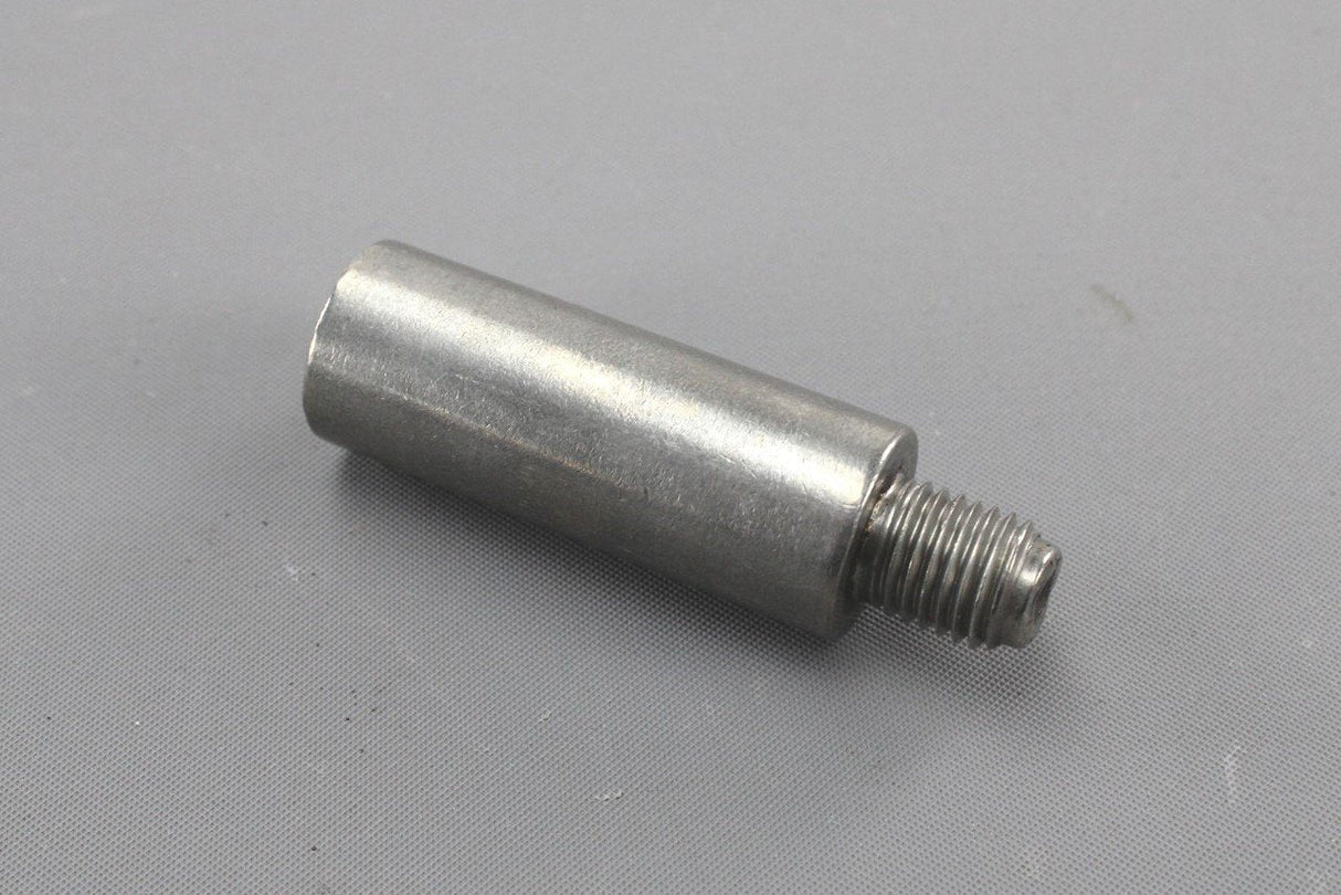 VW Transporter T5 T6 Audi A6 A7 A8 Q5 brake caliper guide pin 7E0615143