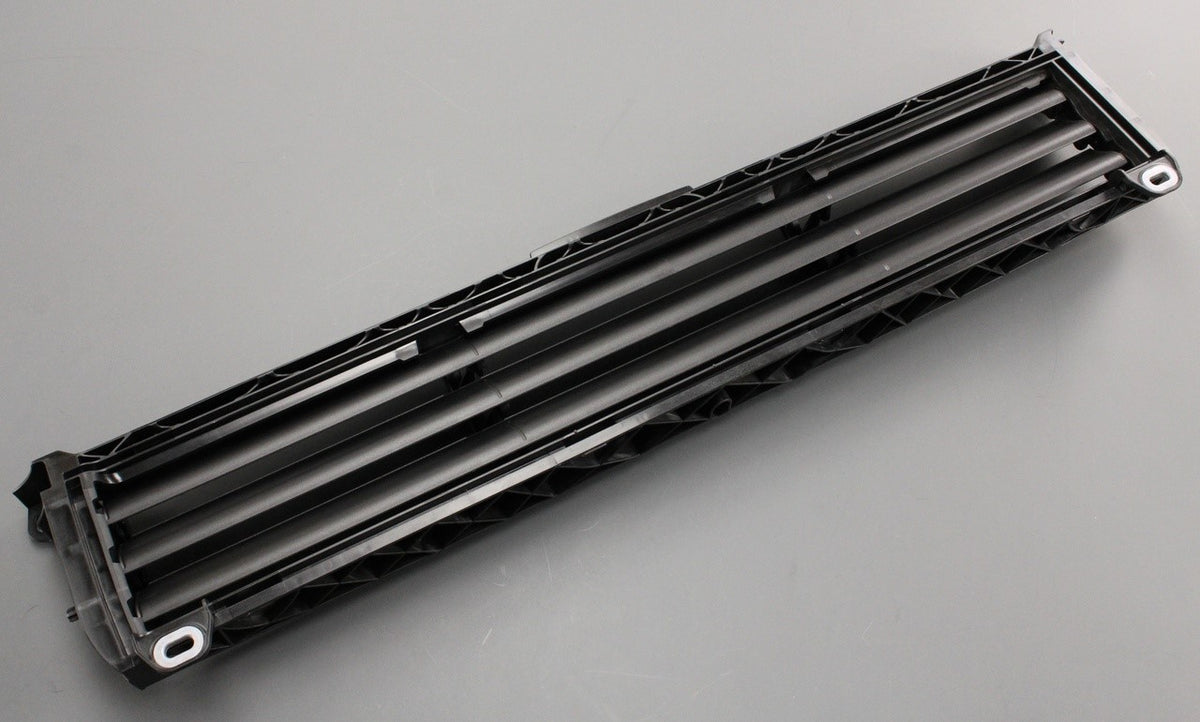Audi e-tron 19-on Q4 e-tron radiator air duct guide (lower) 4KE121223, view 1