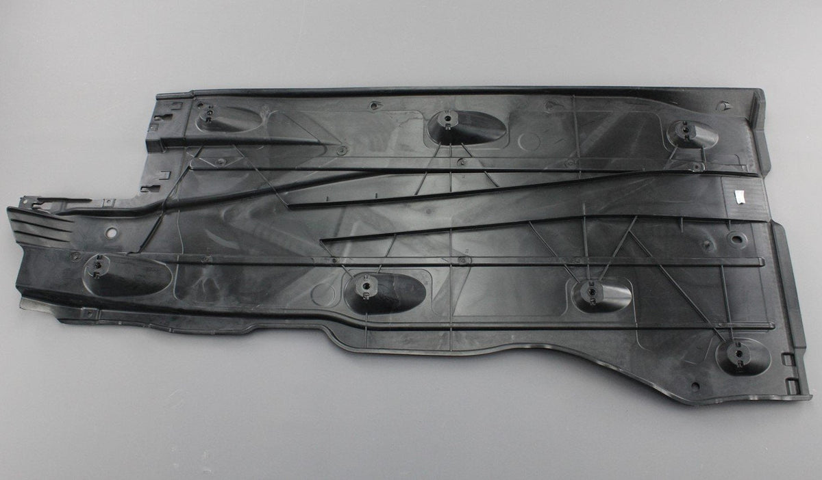 VW Golf T-Roc Audi A3 RS3 Q2 underbody protection trim right 5Q0825202L, view 1