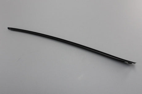 VW Golf MK7 MK7.5 windscreen side seal trim strip (left) 5G0854327B 5AP