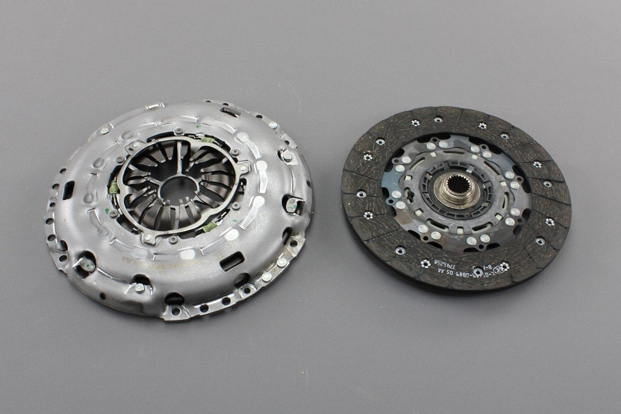 VW Arteon Passat A3 Superb 2.0 TDI clutch & pressure plate 04L141015M