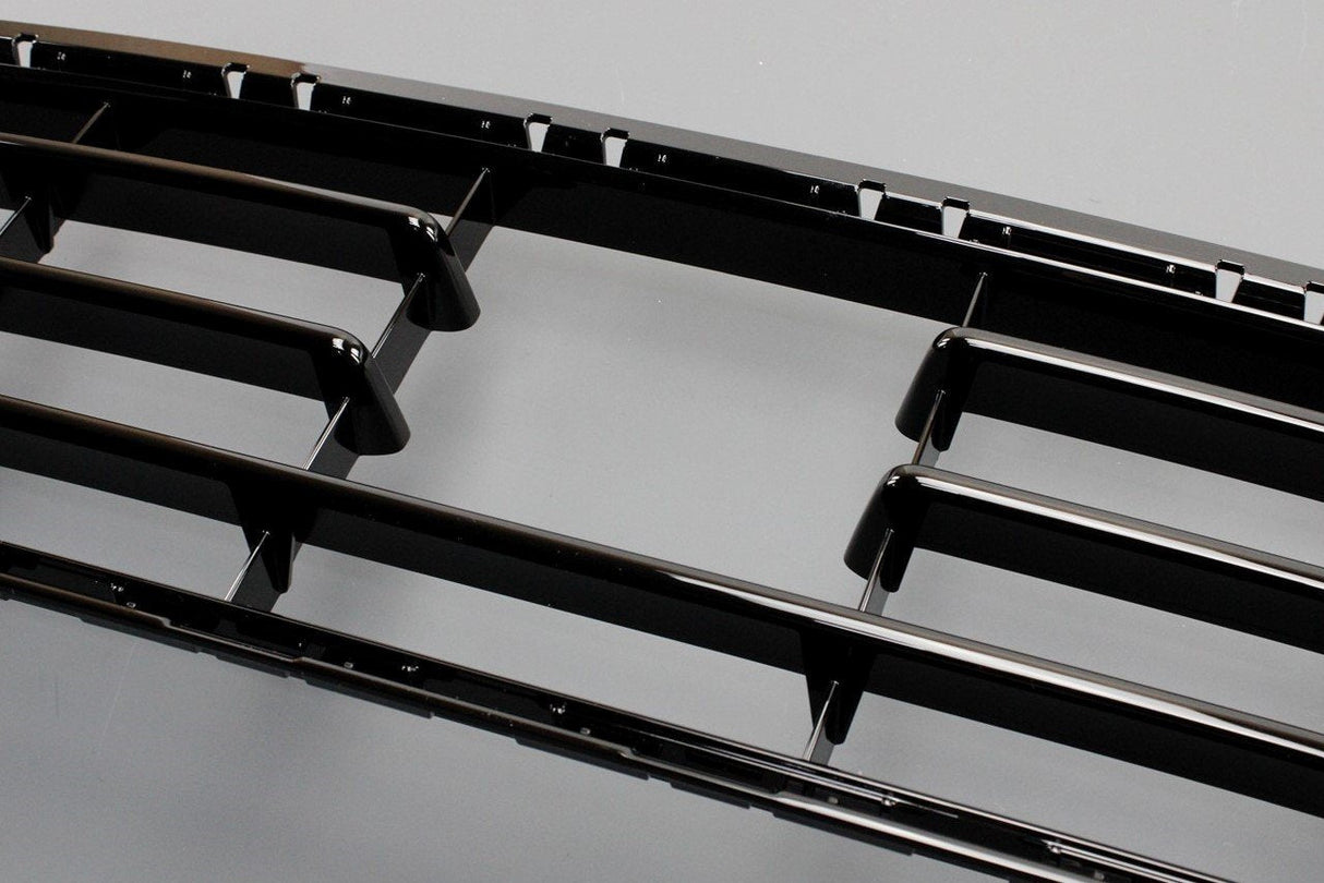 VW Golf R MK7 2013-16 centre lower front bumper grille 5G0853677G 041