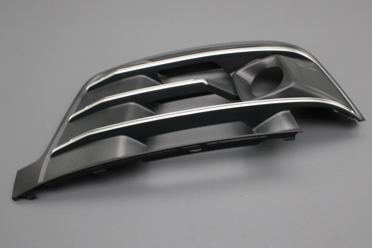 Audi SQ7 2016-on front bumper lower grille (left) 4M0807681G GXF, view 1