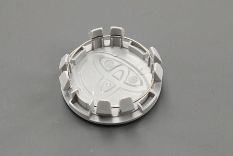 Toyota C-HR 16-on Yaris GR 20-on alloy wheel centre cap (x1) 42603-42130