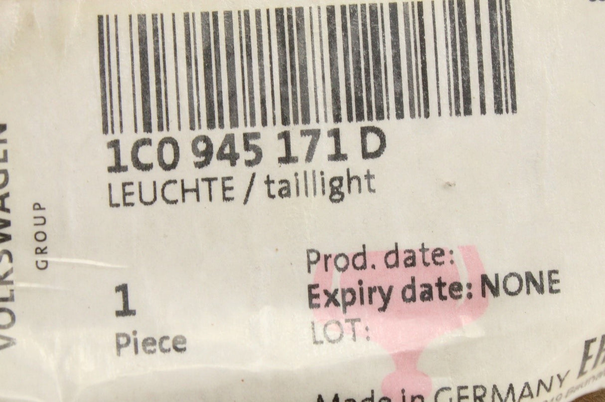 VW Beetle 91-05 Beetle Cabriolet 03-05 rear tail light (left) 1C0945171D
