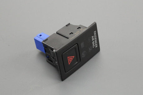 VW Golf MK7.5 17-20 hazard light switch & airbag light 5G2919225A RDW