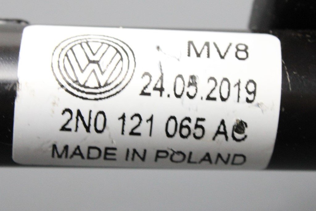 VW Crafter 2017-on 2.0 TDI solid coolant pipe 2N0121065AC