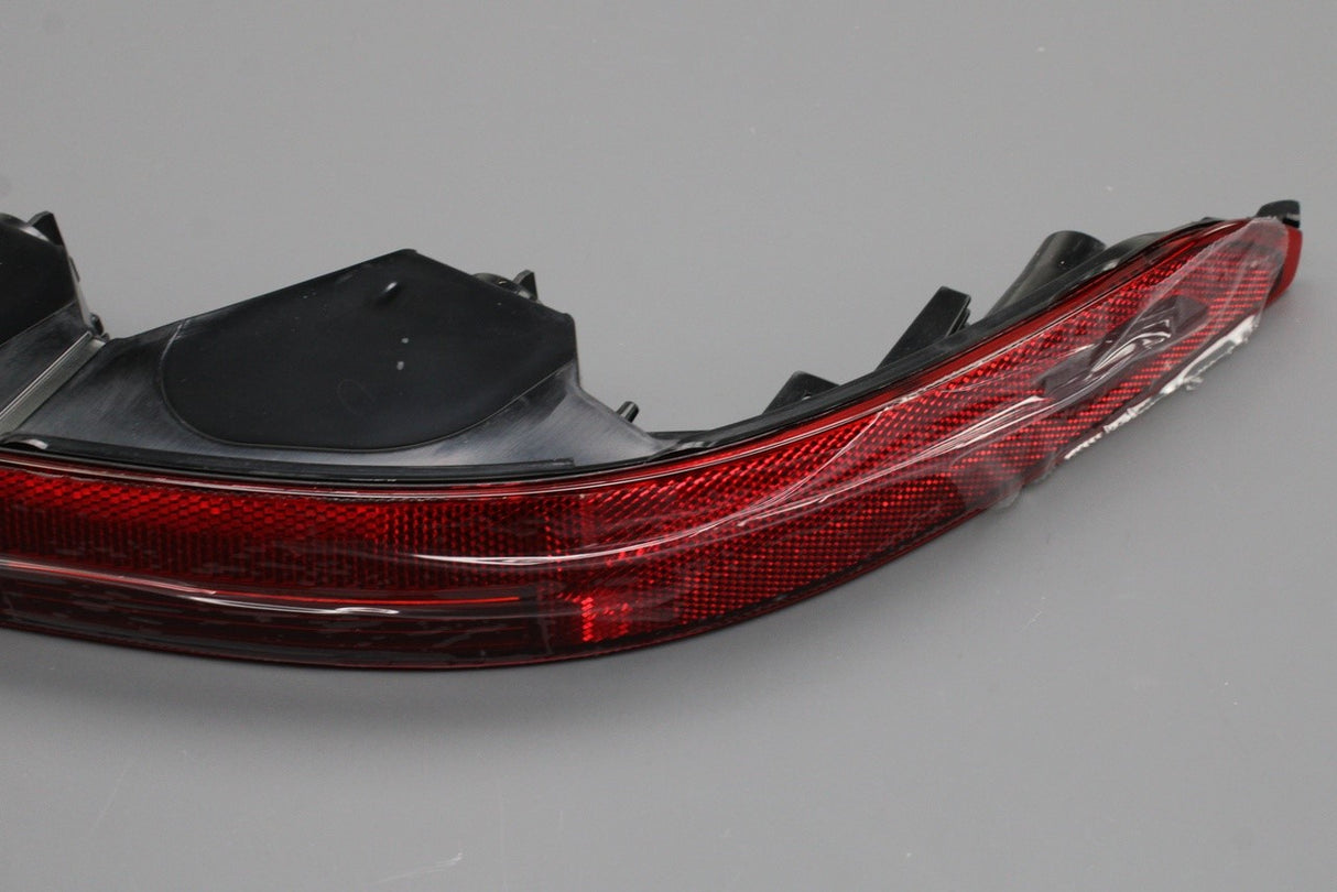 Audi Q7 2016-on rear LED tail light (right) 4M0945096