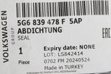 VW Golf MK7 MK7.5 rear window aperture seal (right) 5G6839478F 5AP