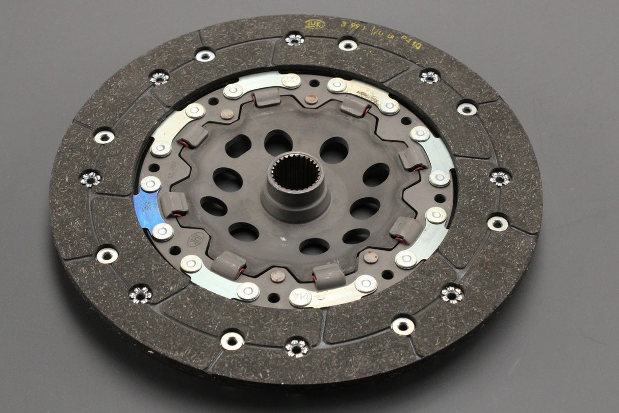 VW Audi Skoda SEAT 1996-2010 clutch plate (1.8T, 1.9TDI) 038141032E