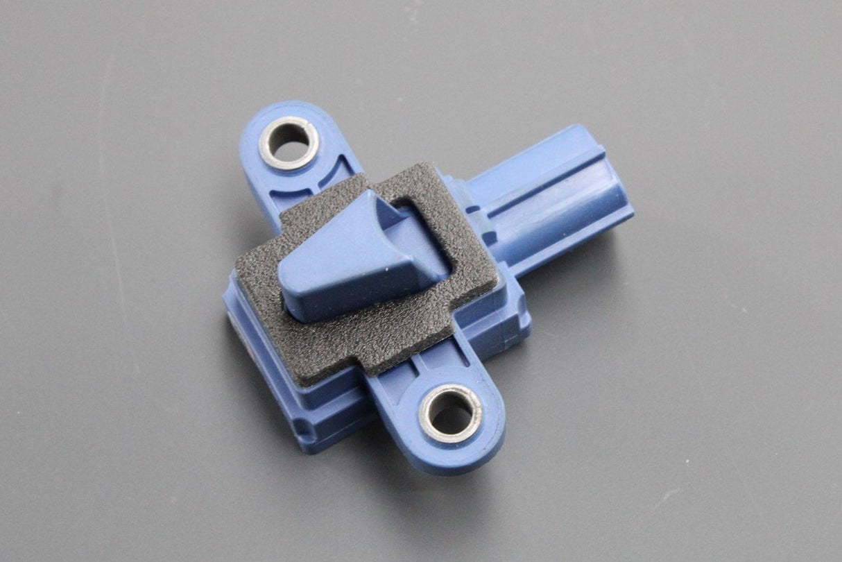 VW Scirocco 2009-2018 door airbag pressure sensor 1K8955557